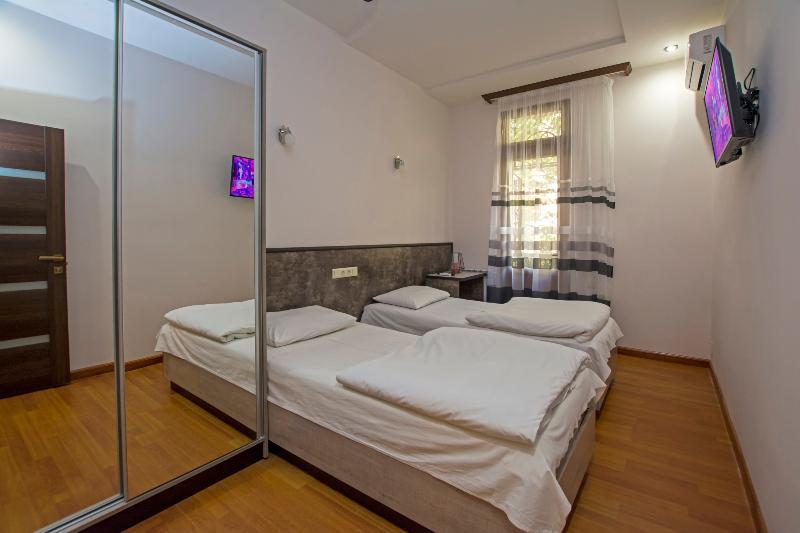 Mini Hotel Yerevan Ngoại thất bức ảnh