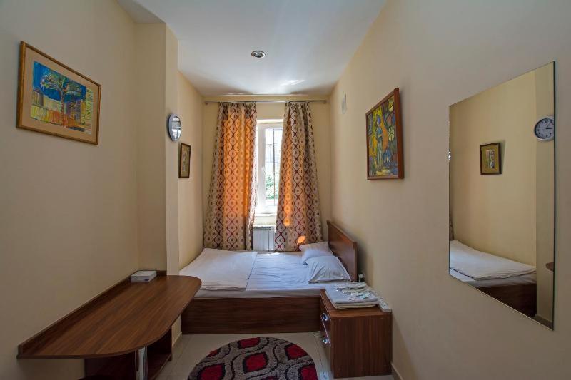 Mini Hotel Yerevan Phòng bức ảnh