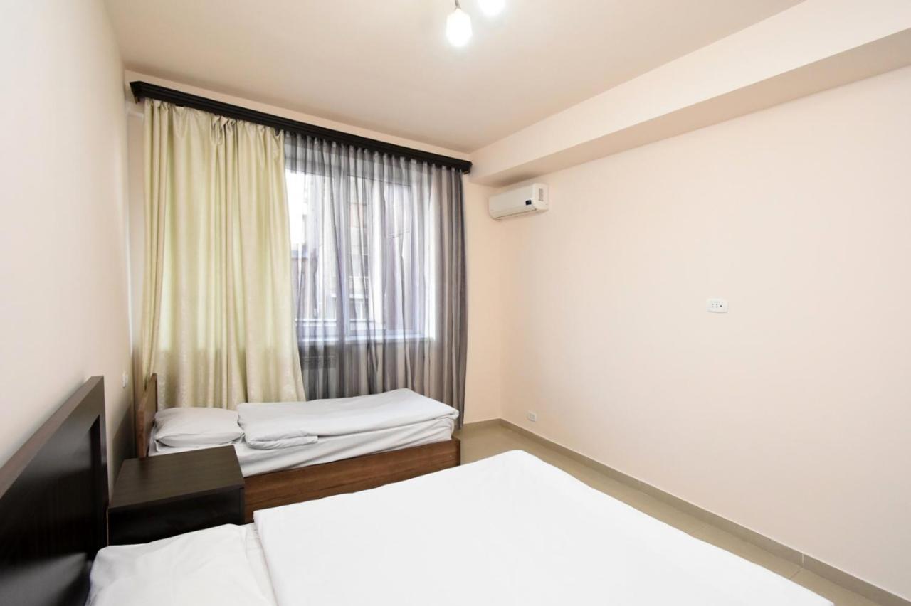 Mini Hotel Yerevan Ngoại thất bức ảnh