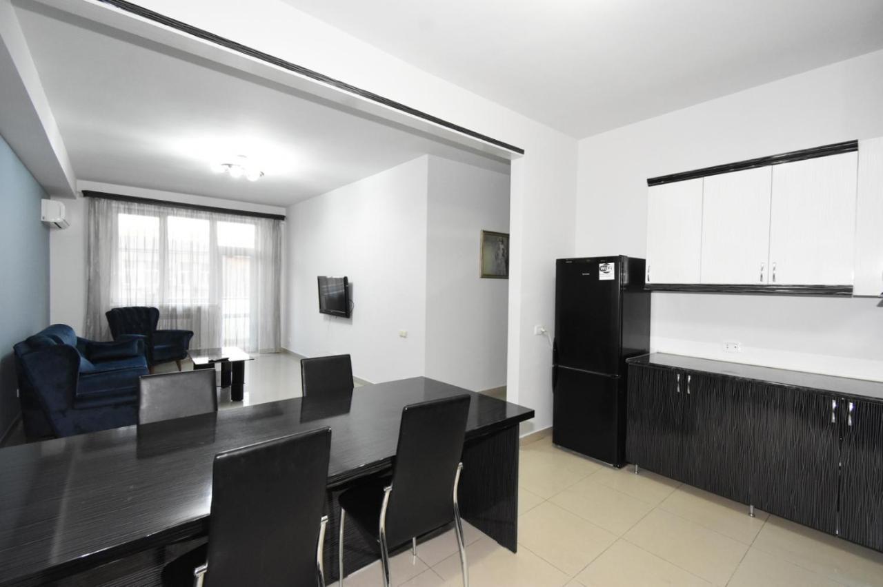 Mini Hotel Yerevan Ngoại thất bức ảnh