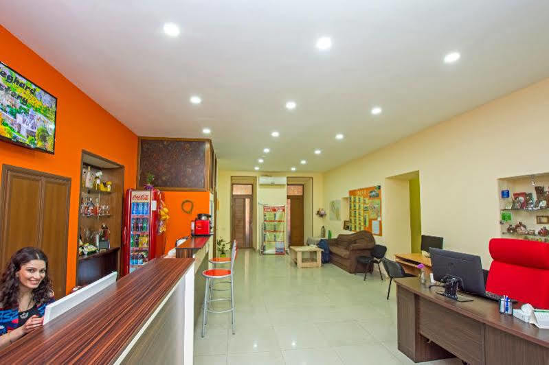 Mini Hotel Yerevan Ngoại thất bức ảnh